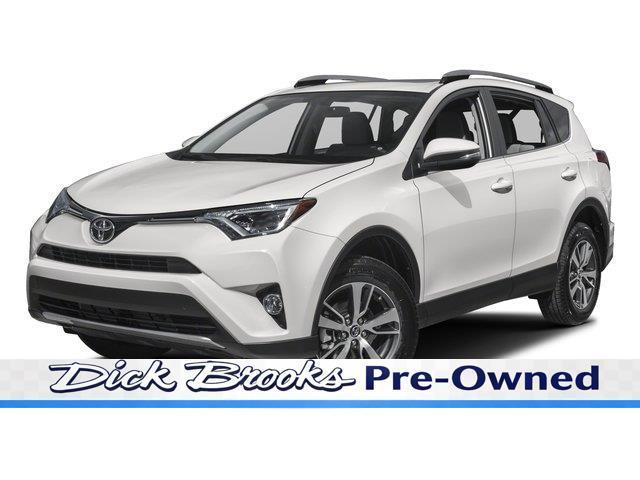 Toyota RAV4 XLE AWD 2017