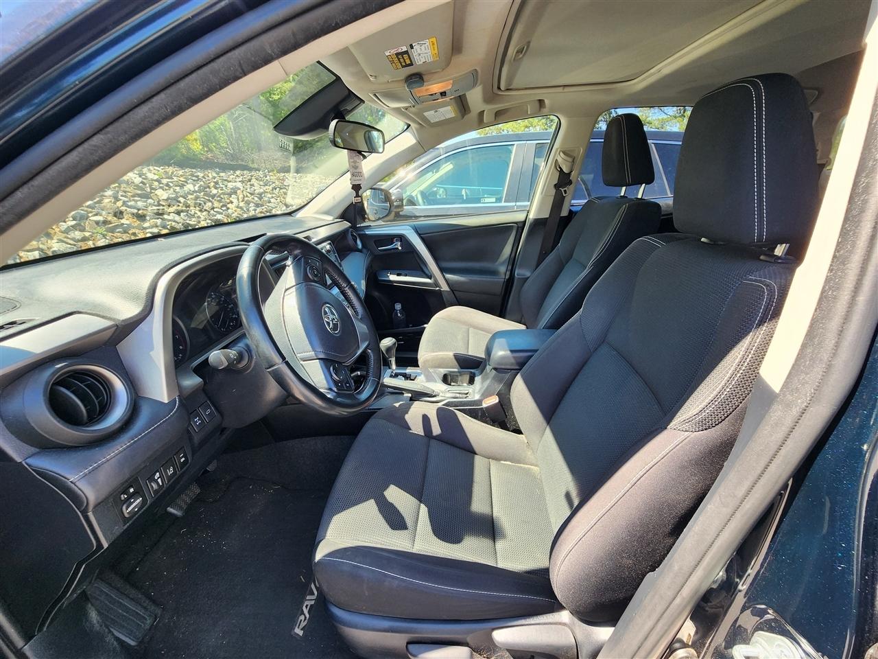 Toyota RAV4 XLE AWD 2017