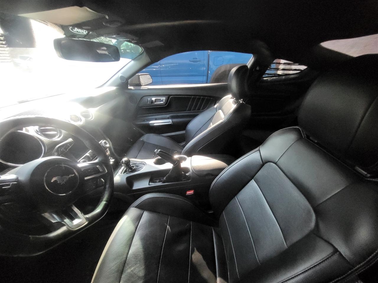 Ford Mustang GT Premium Coupe 2017