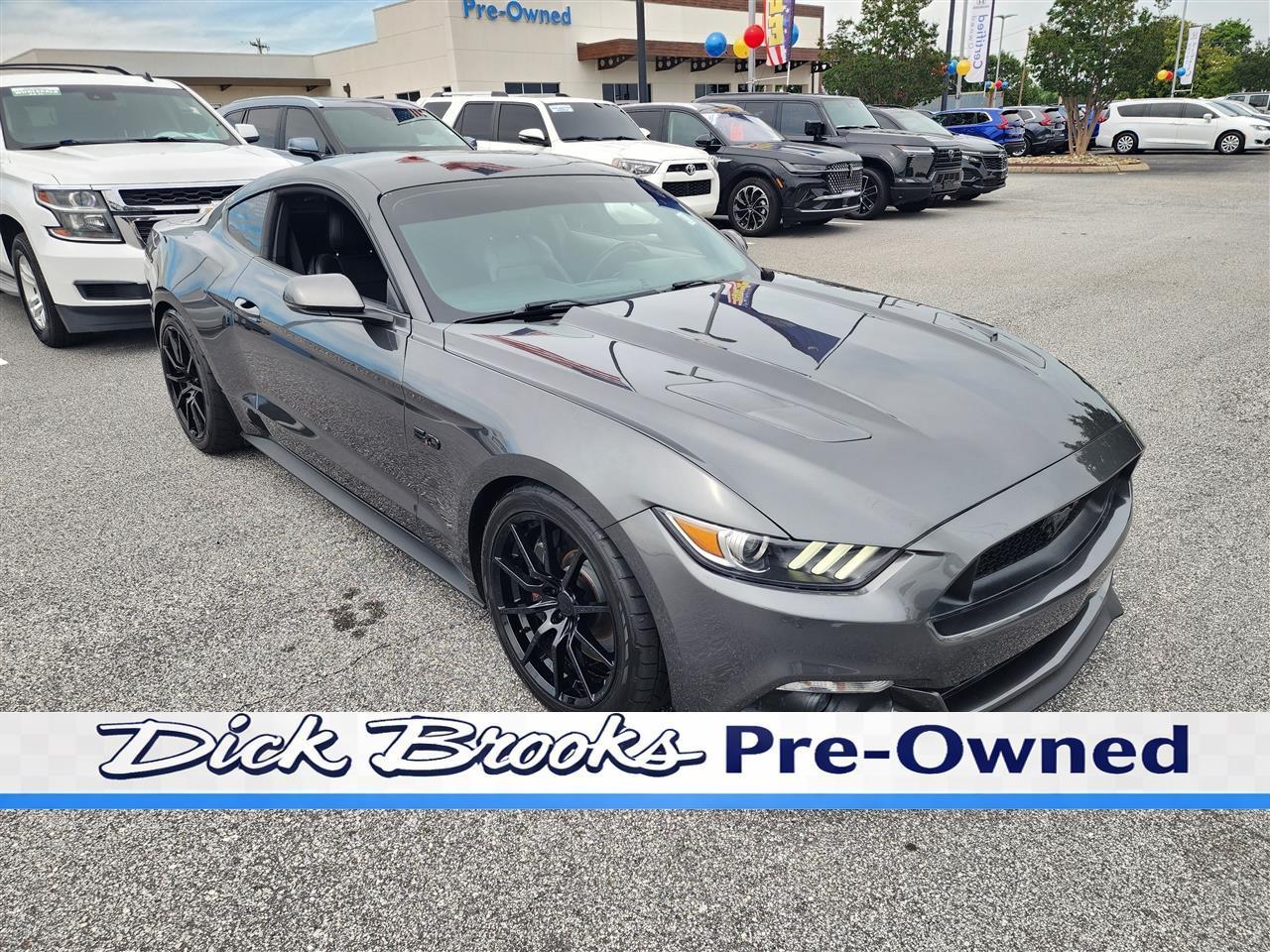 2017 Ford Mustang GT Premium Coupe