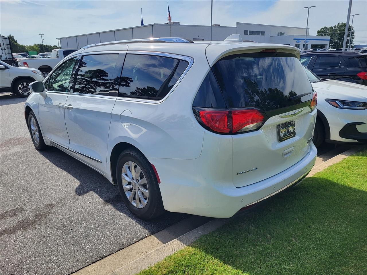 Chrysler Pacifica Touring-L Plus 2018