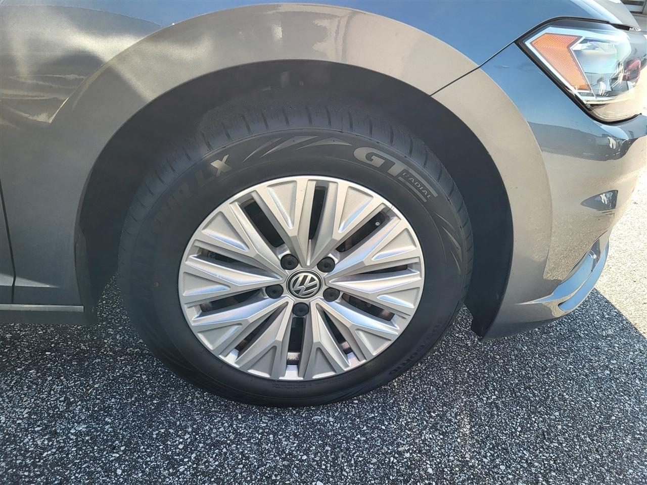 Volkswagen Jetta 1.4T S 6M 2019