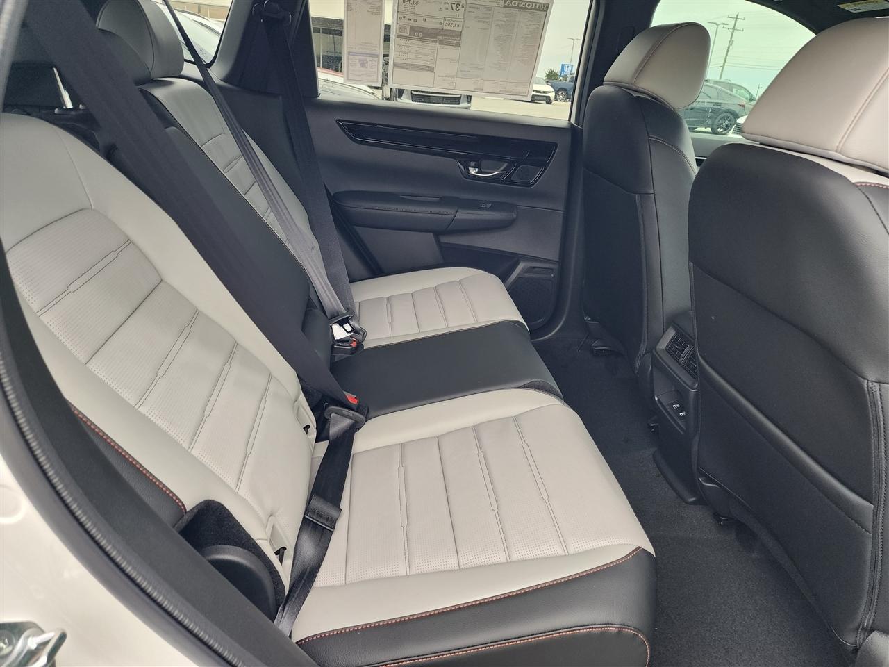 Honda CR-V Hybrid Touring 2026