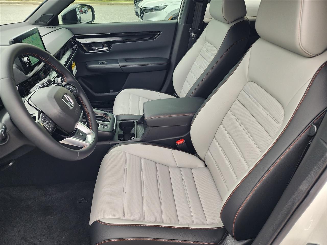 Honda CR-V Hybrid Touring 2026