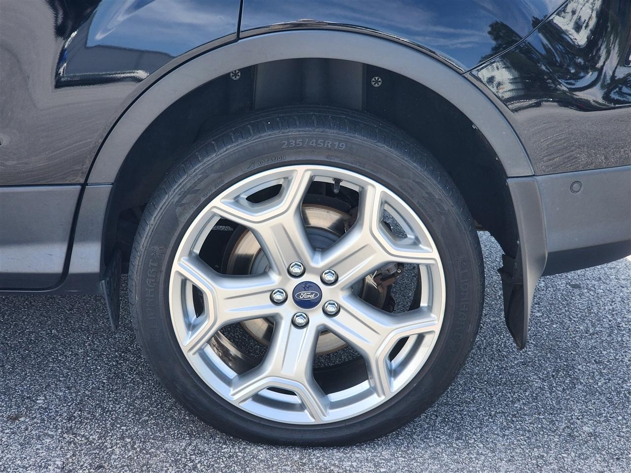 Ford Escape  2017