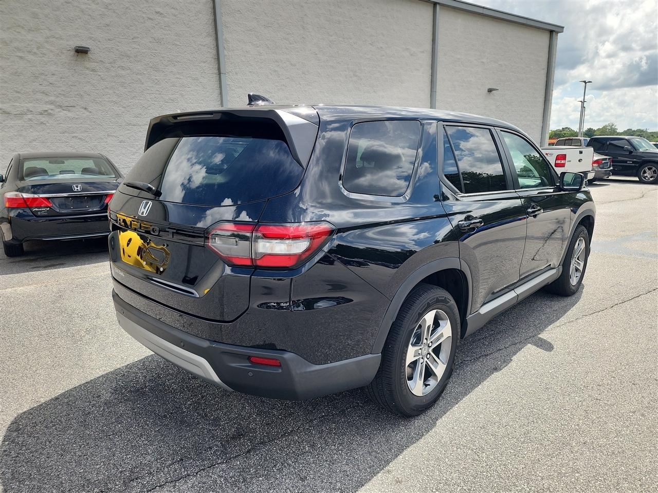 Honda Pilot EX-L 2WD 2024