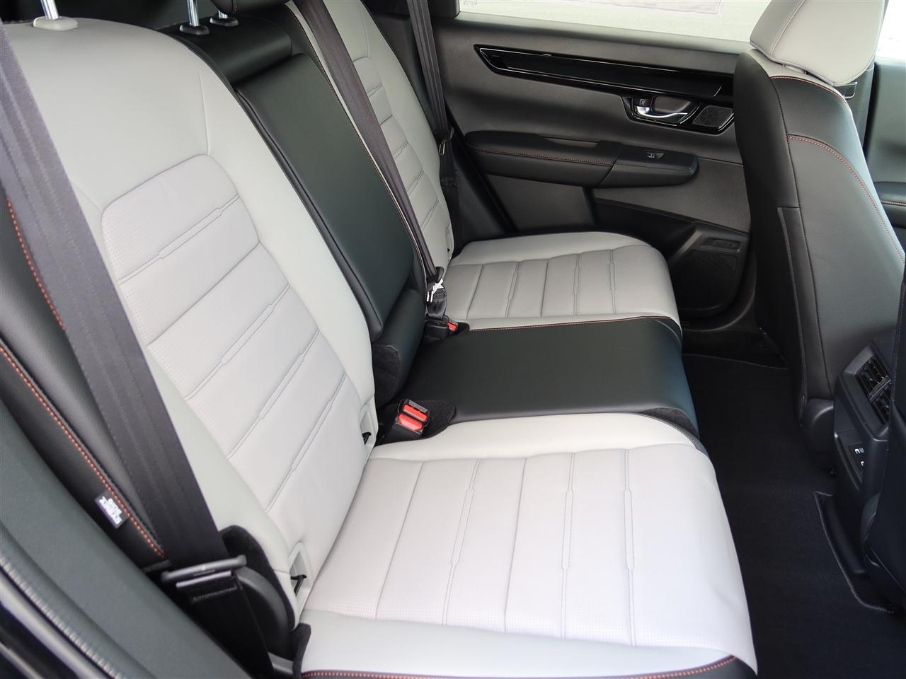 Honda CR-V Hybrid Touring 2026