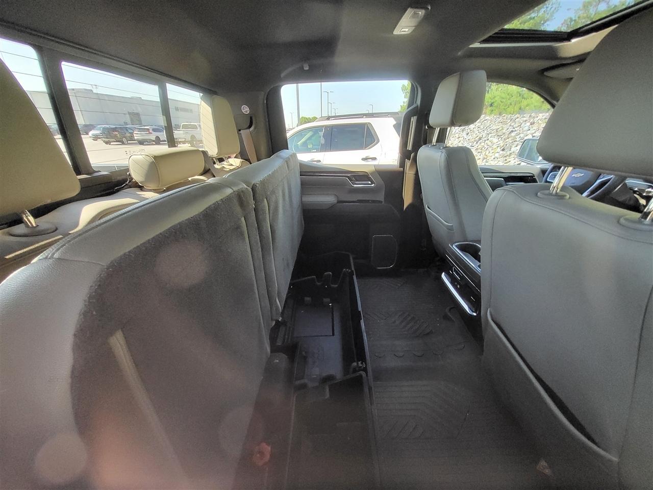 Chevrolet Silverado 1500 LTZ Crew Cab 4WD 2023