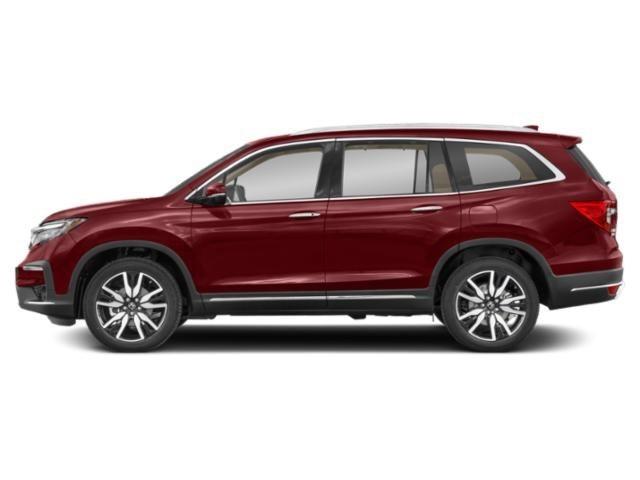 Honda Pilot Touring AWD w/Rear Captains Chairs 2022