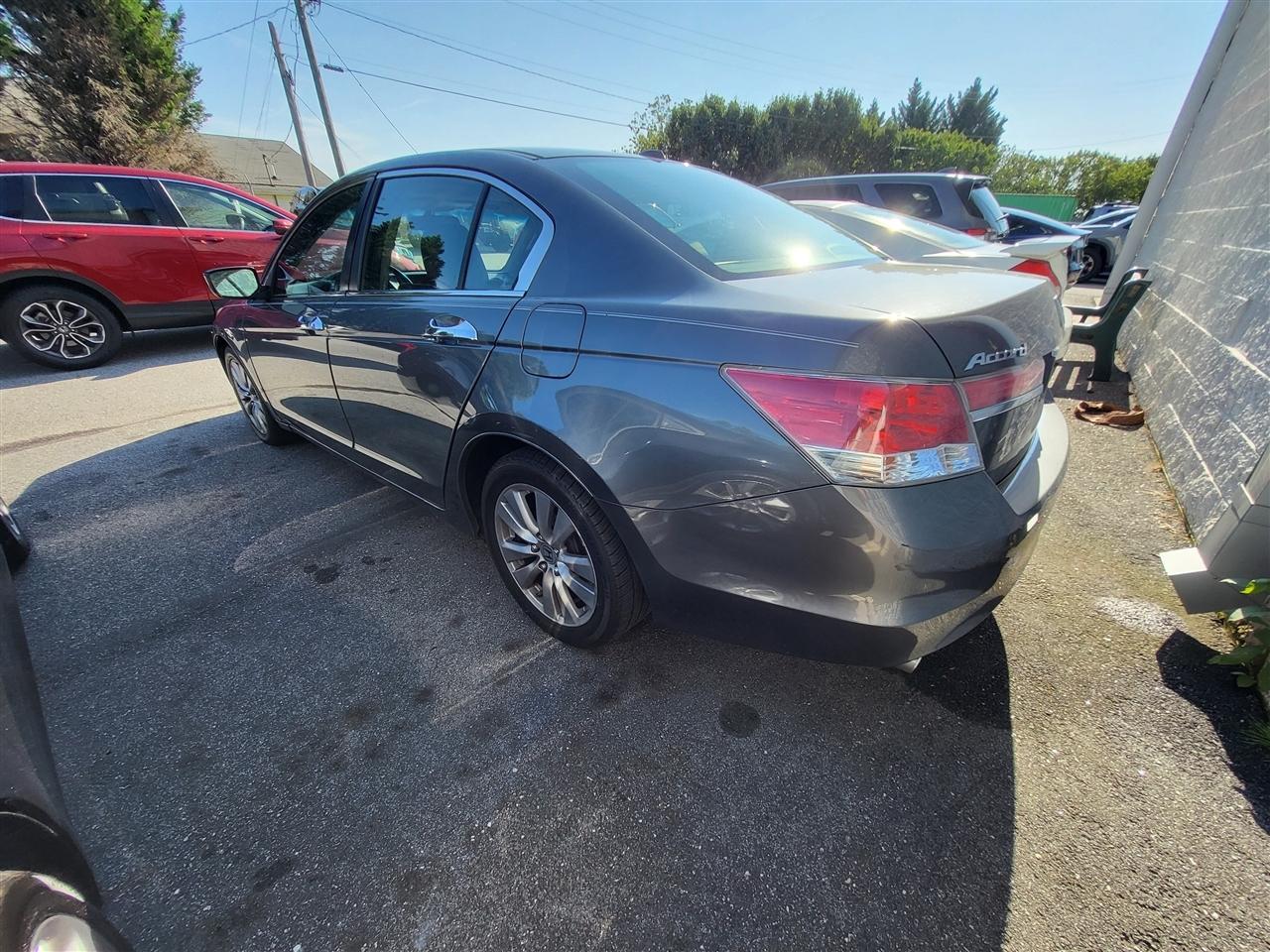 Honda Accord EX-L V6 Sedan AT 2012