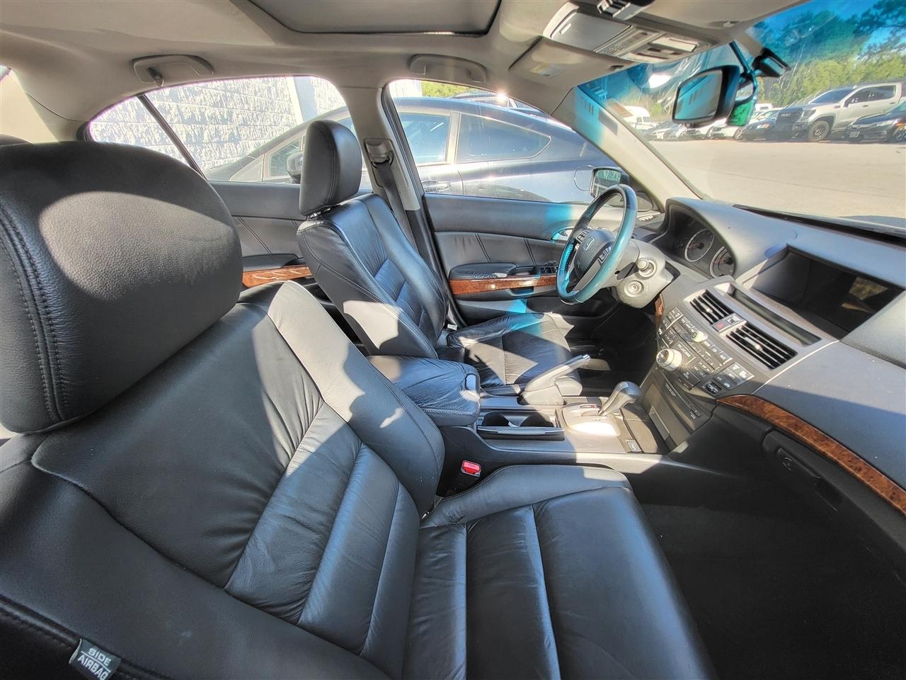 Honda Accord EX-L V6 Sedan AT 2012