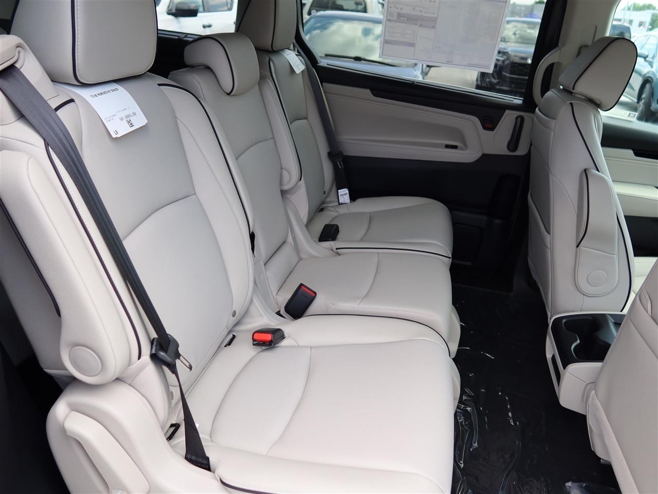 Honda Odyssey Touring 2026