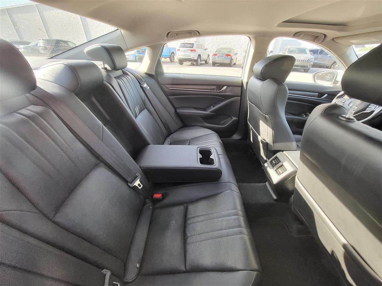 Honda Accord Touring 2.0T 2019