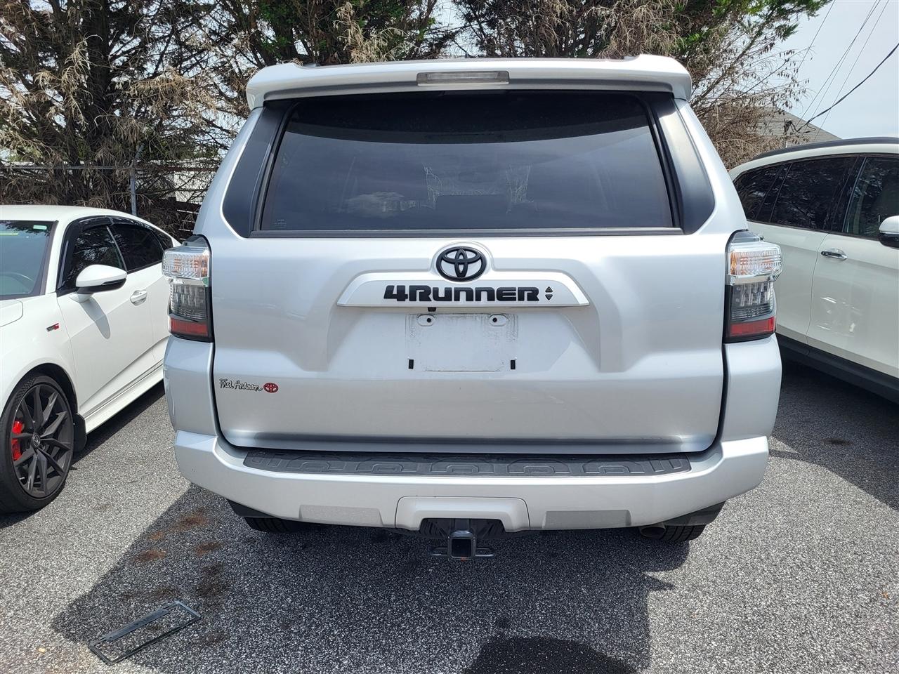 Toyota 4Runner SR5 2024