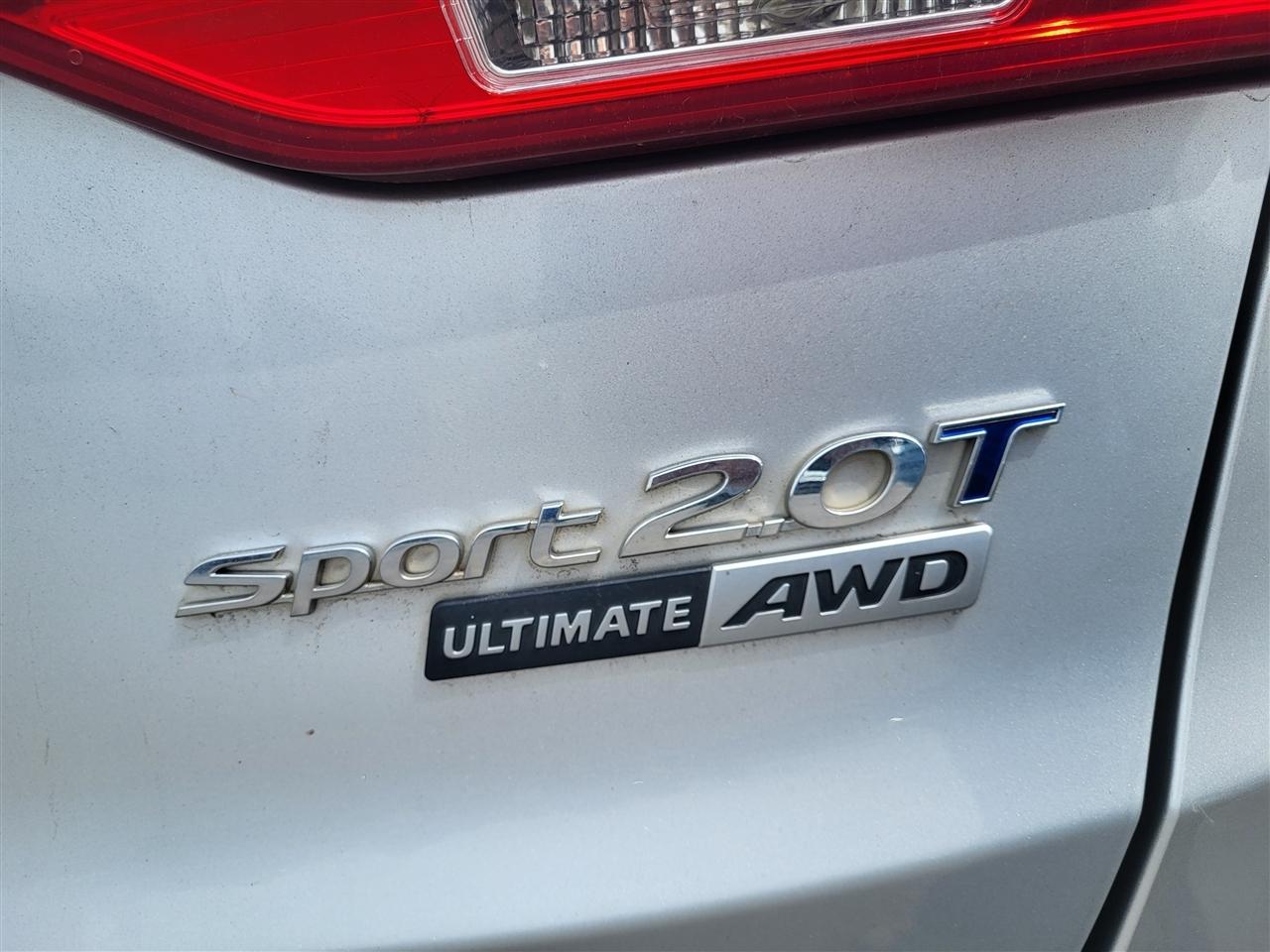 Hyundai Santa Fe Sport 2.0T AWD 2015