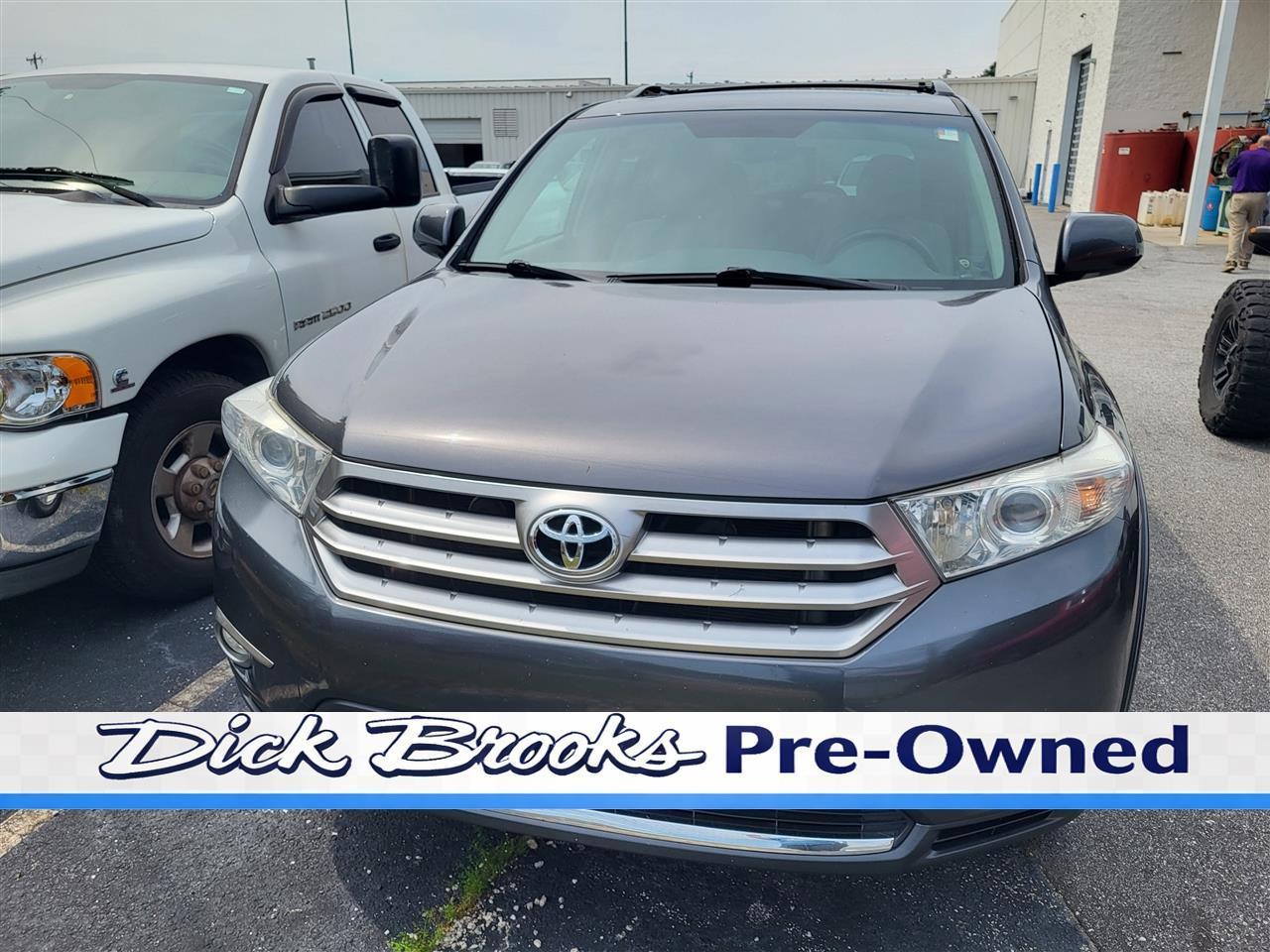 Toyota Highlander Limited 2WD 2013