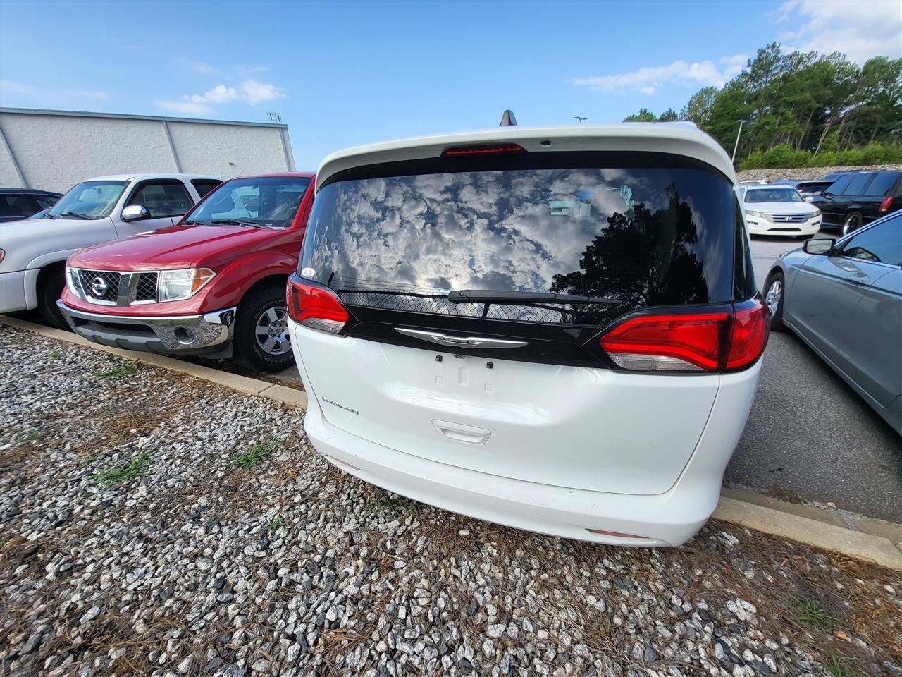 Chrysler Voyager LX 2023