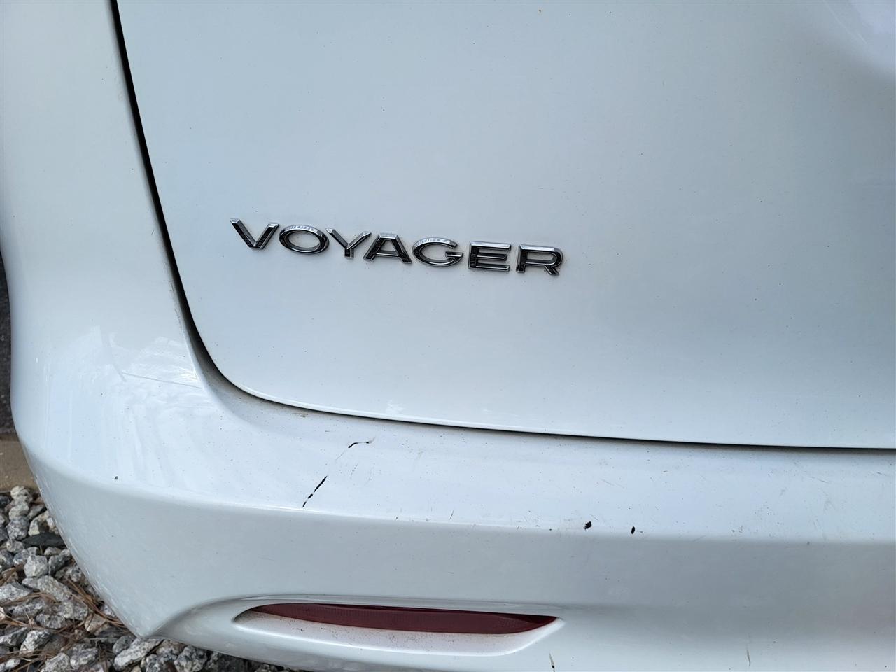 Chrysler Voyager LX 2023