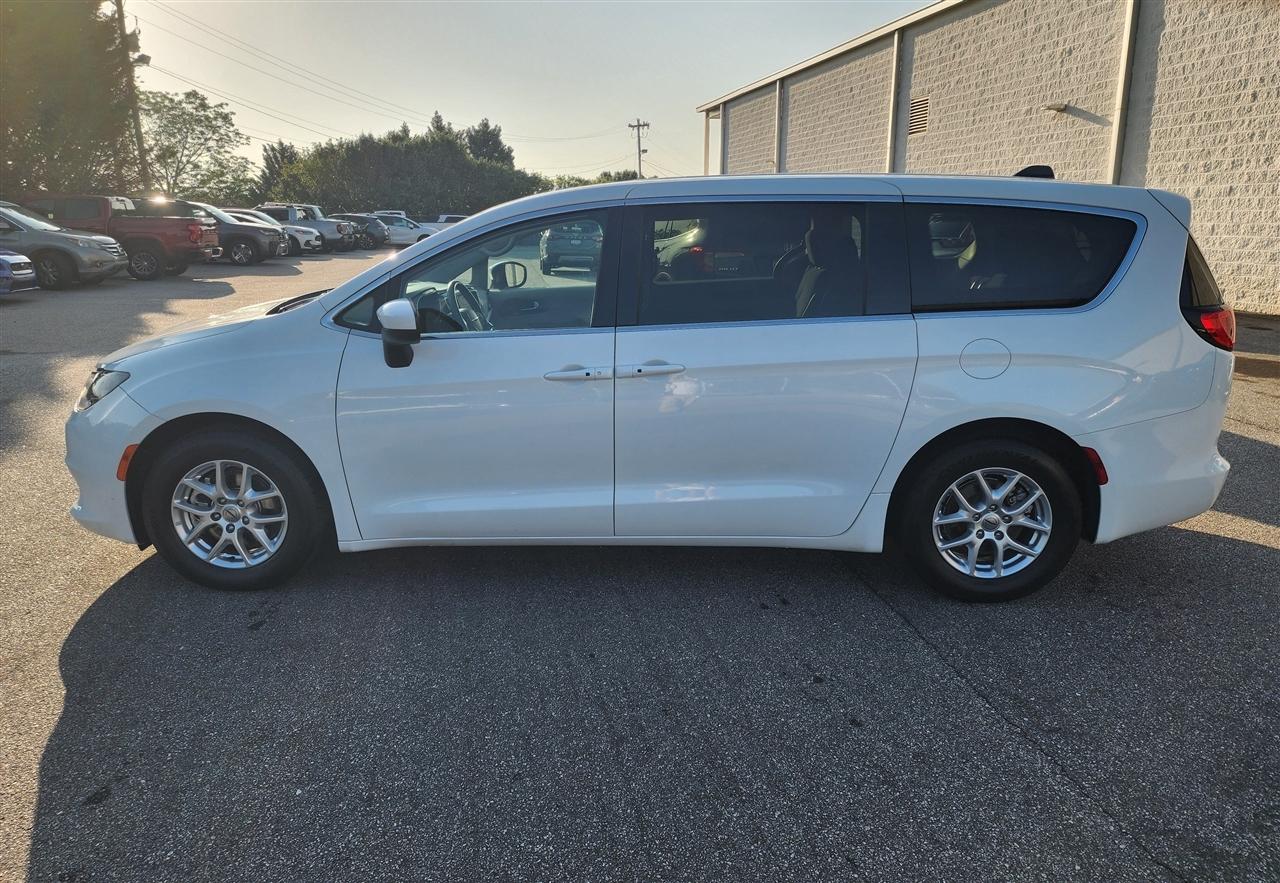 Chrysler Voyager LX 2023