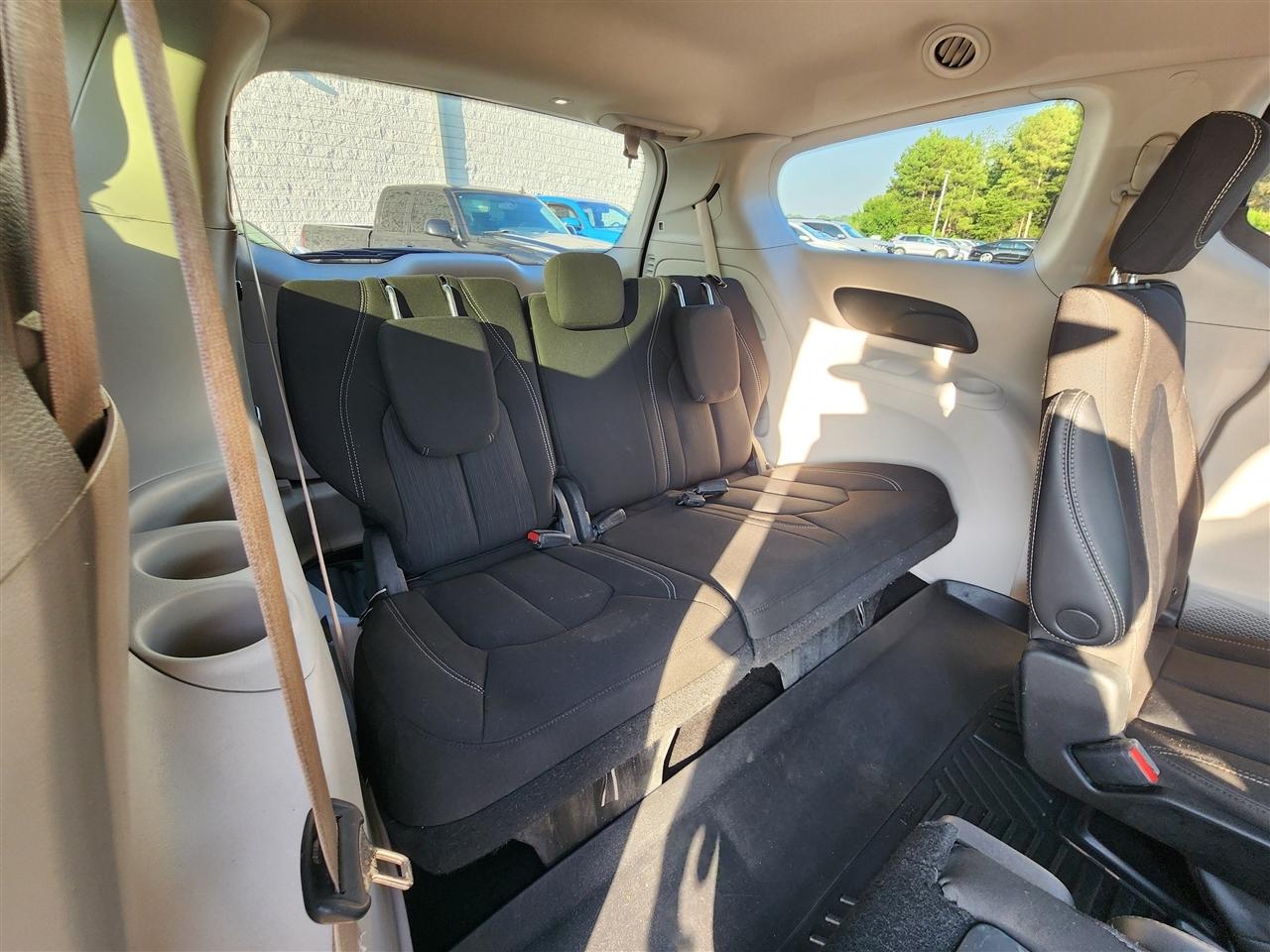 Chrysler Voyager LX 2023