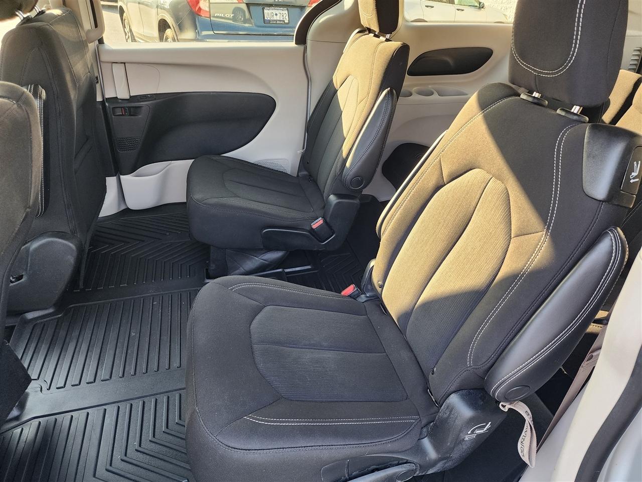 Chrysler Voyager LX 2023