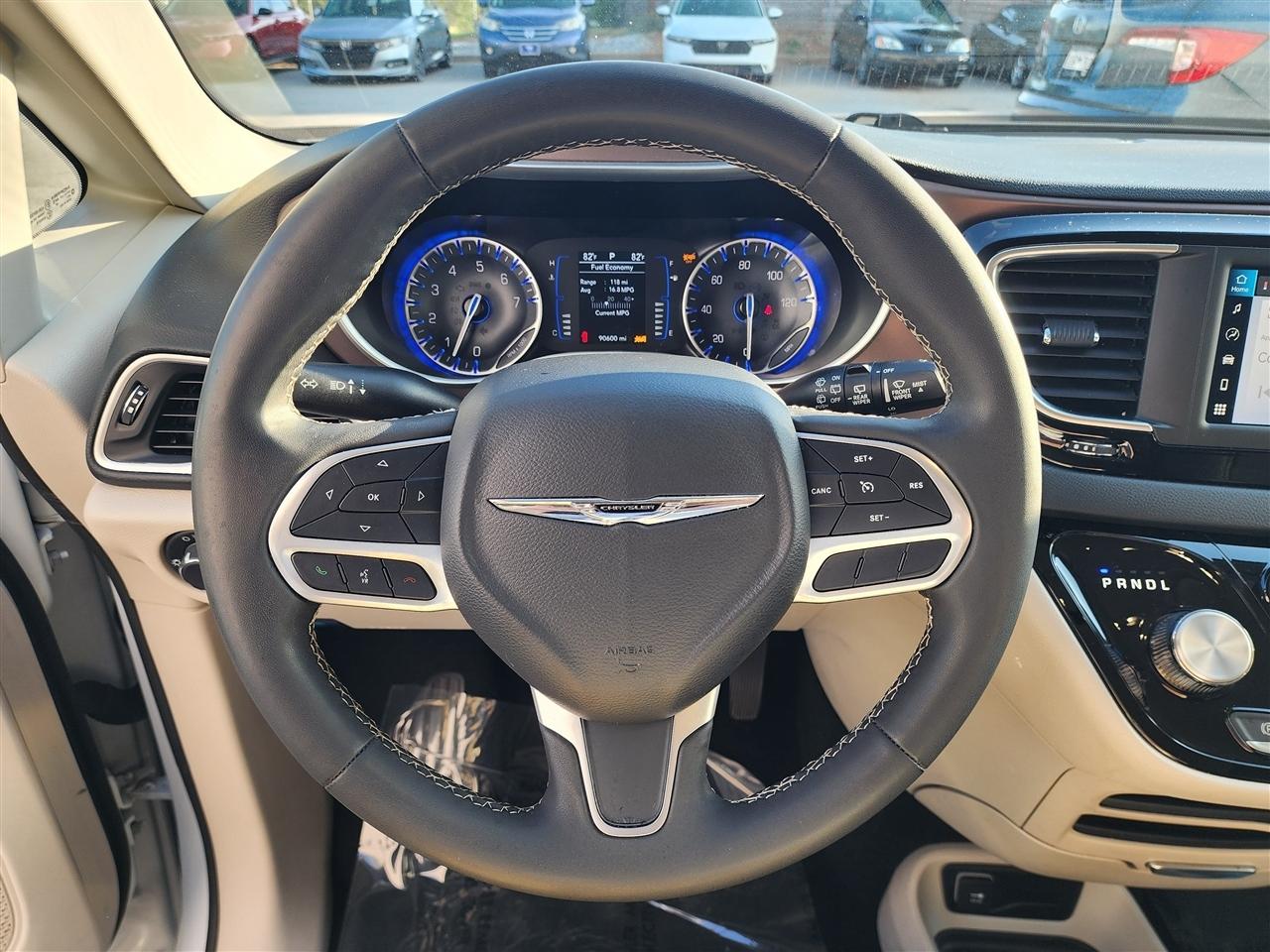 Chrysler Voyager LX 2023
