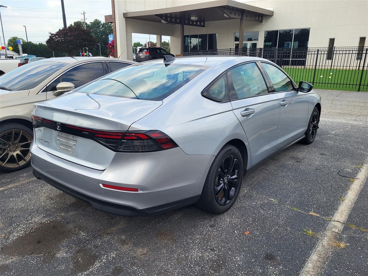 Honda Accord SE 2025