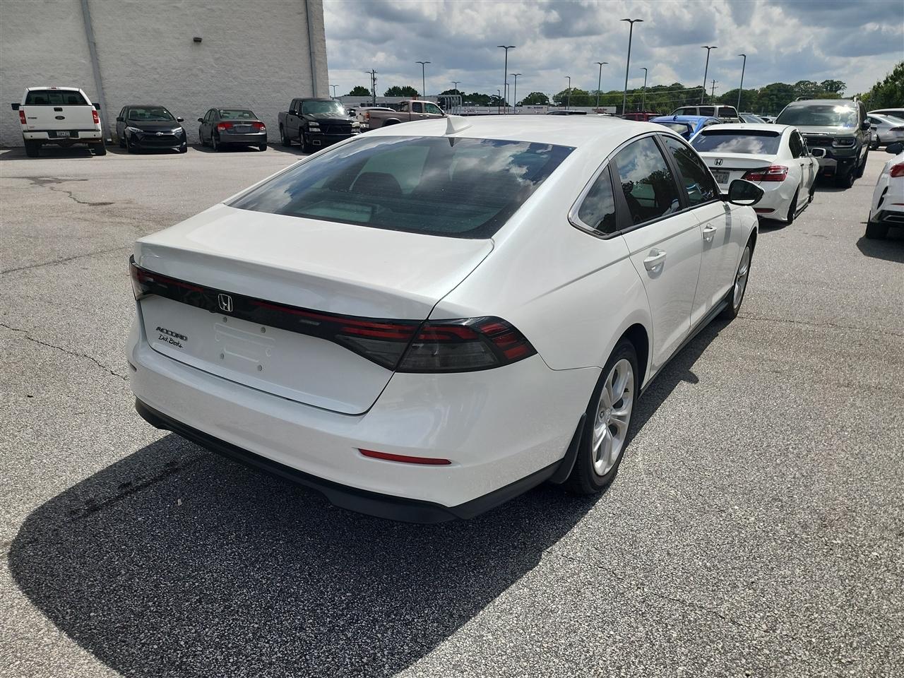 Honda Accord LX 2023