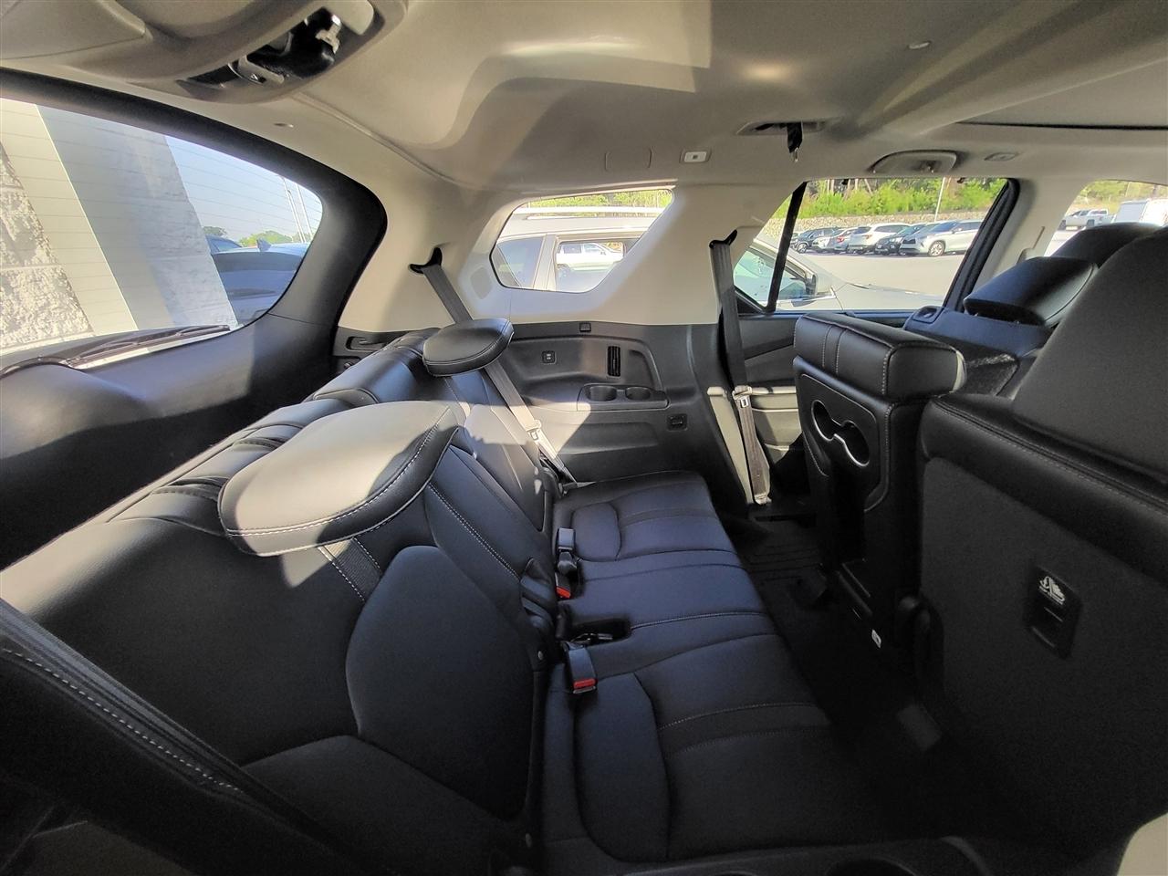 Honda Pilot Touring AWD 2025