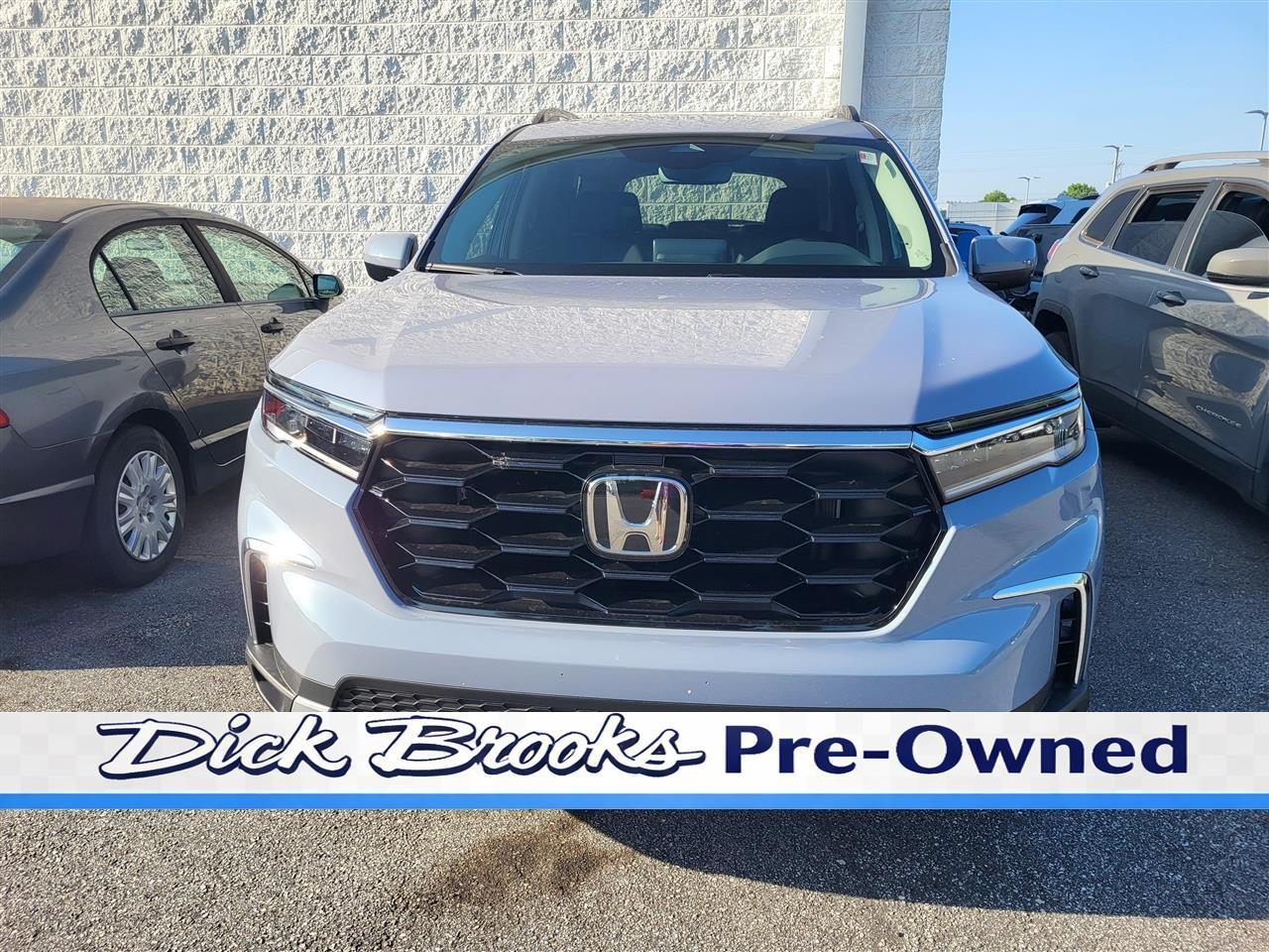 Honda Pilot Touring AWD 2025