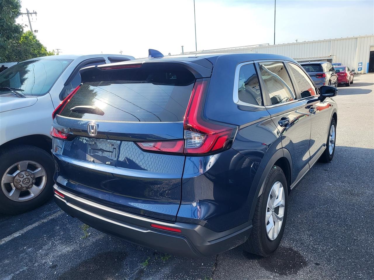 Honda CR-V LX 2WD 2023