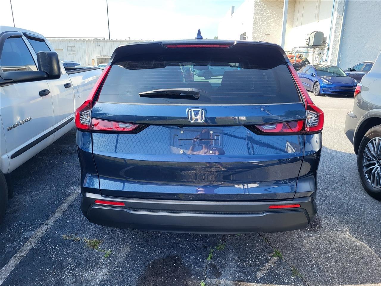 Honda CR-V LX 2WD 2023