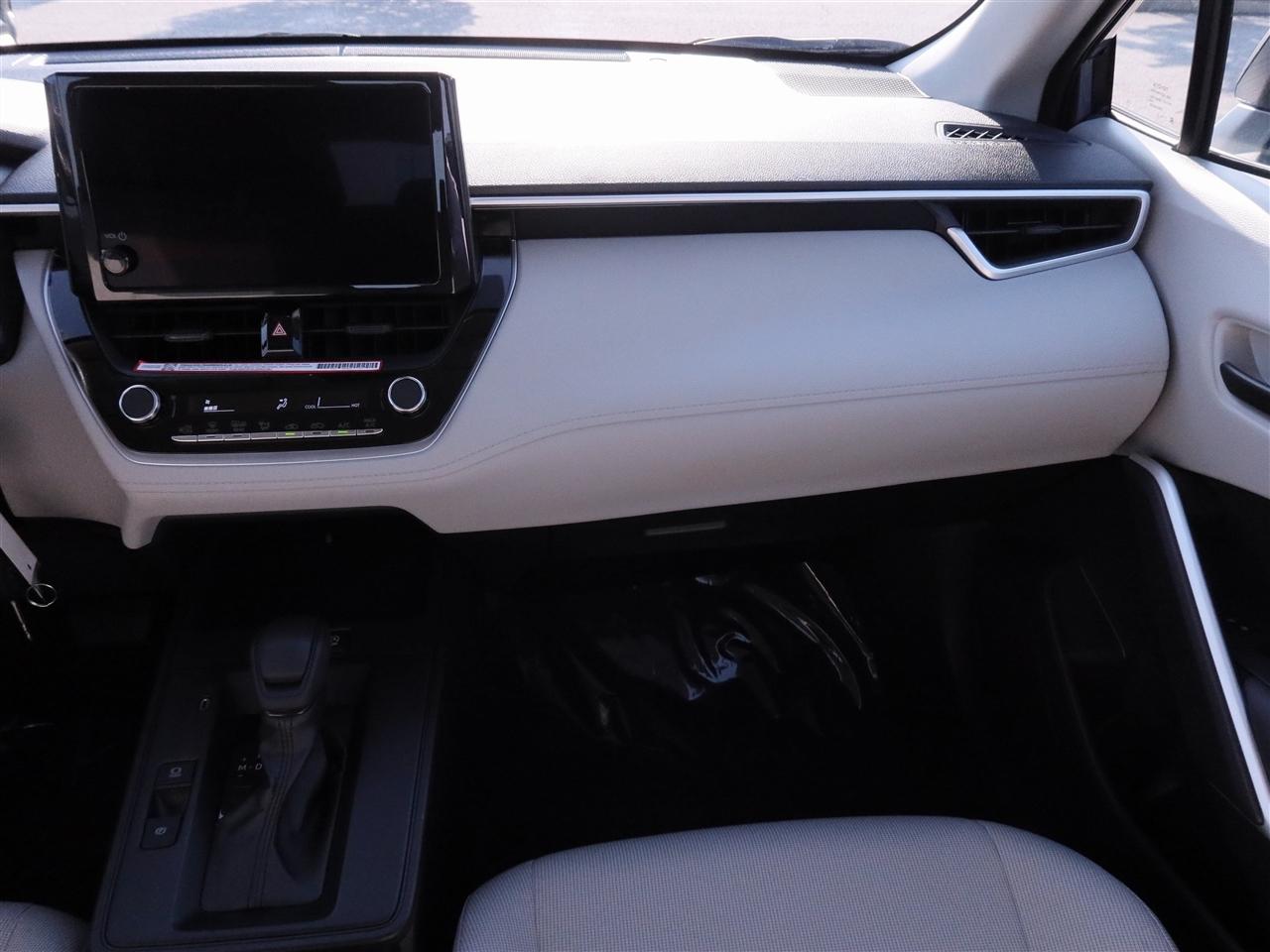 Toyota Corolla Cross L AWD 2026