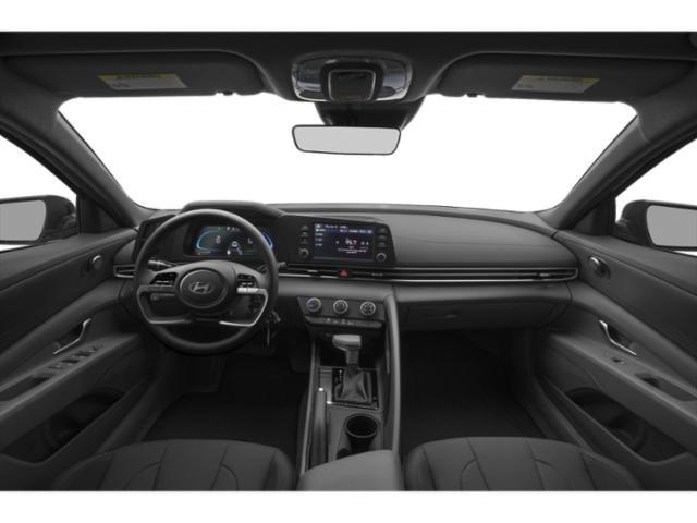Hyundai Elantra SE 2025