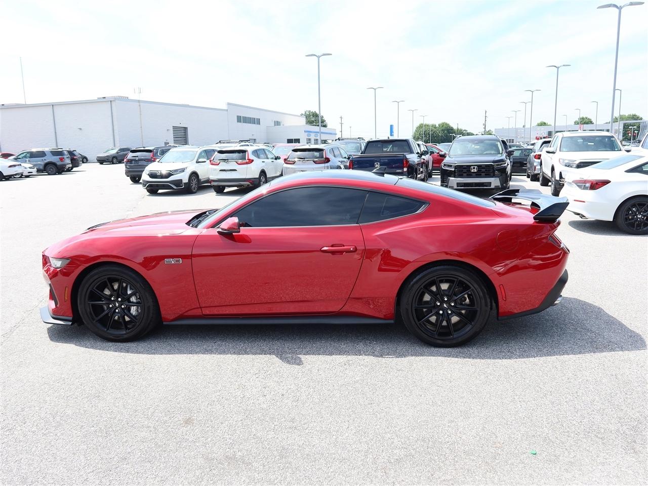 Ford Mustang GT Premium Coupe 2024
