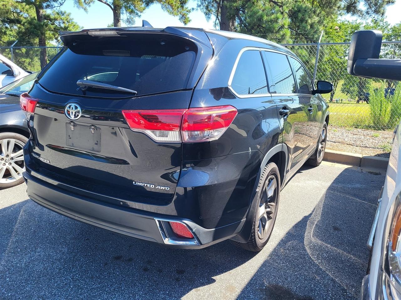 Toyota Highlander Limited Platinum AWD V6 2017