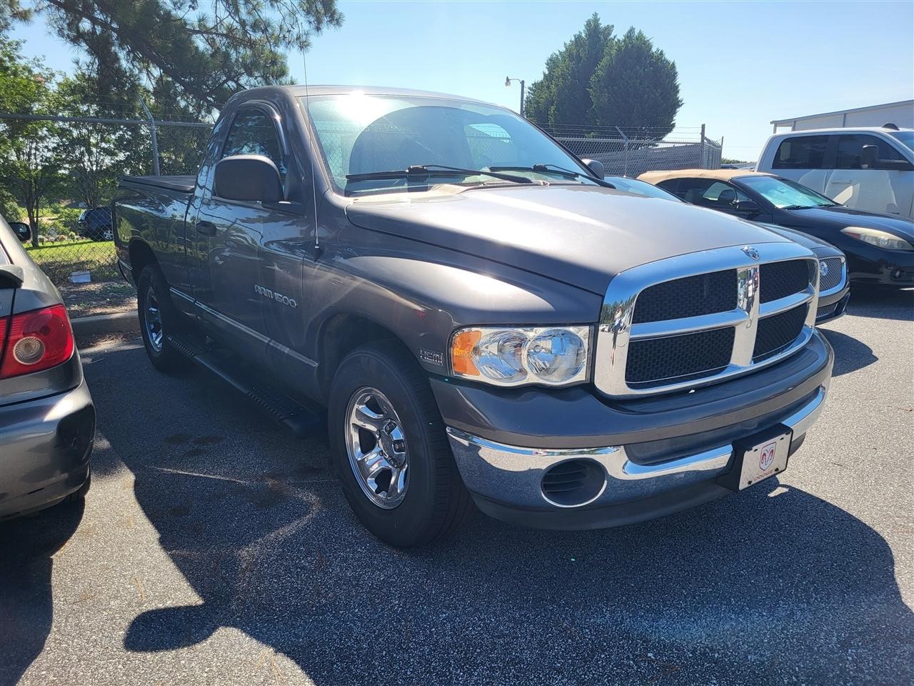 Dodge Ram 1500 SLT 2WD 2004