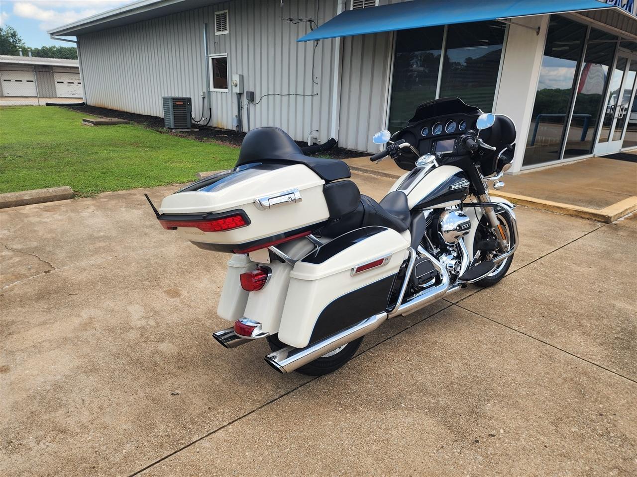 Harley-Davidson FLHTCU103  2014