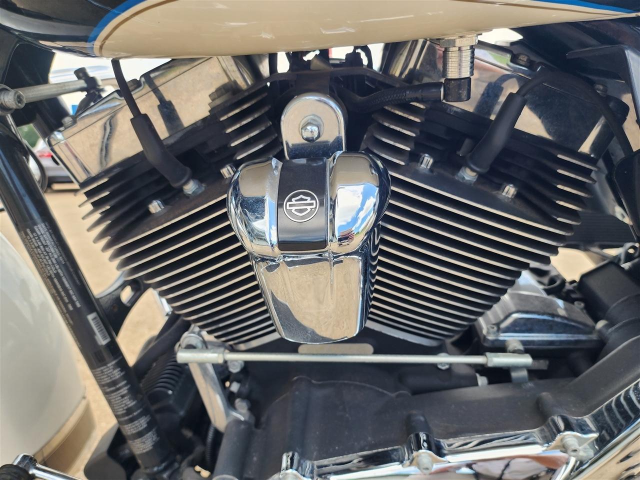Harley-Davidson FLHTCU103  2014