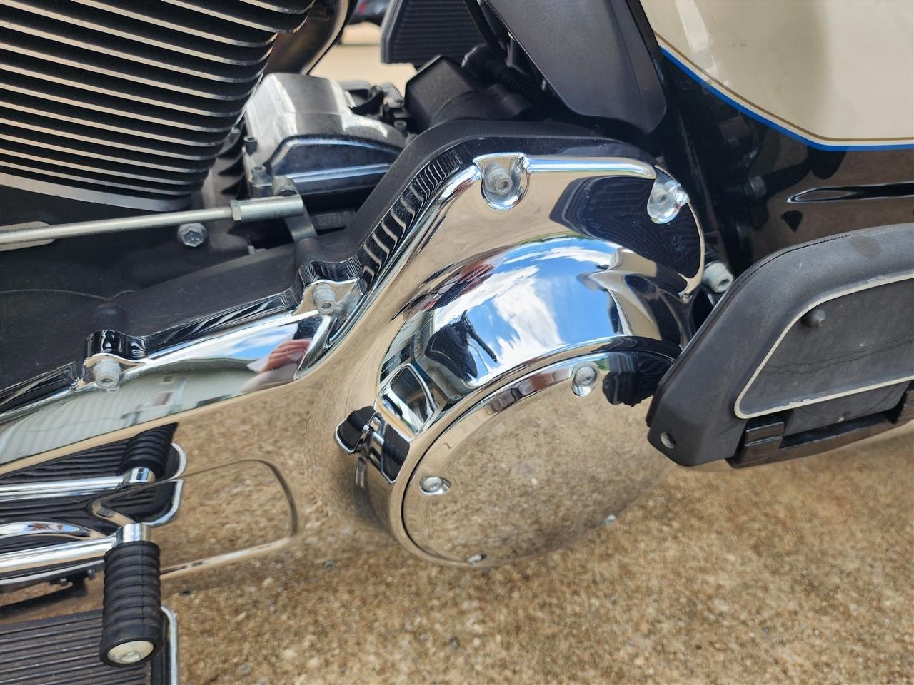 Harley-Davidson FLHTCU103  2014