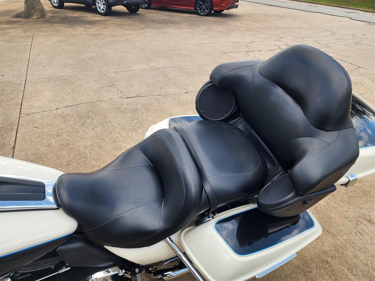 Harley-Davidson FLHTCU103  2014