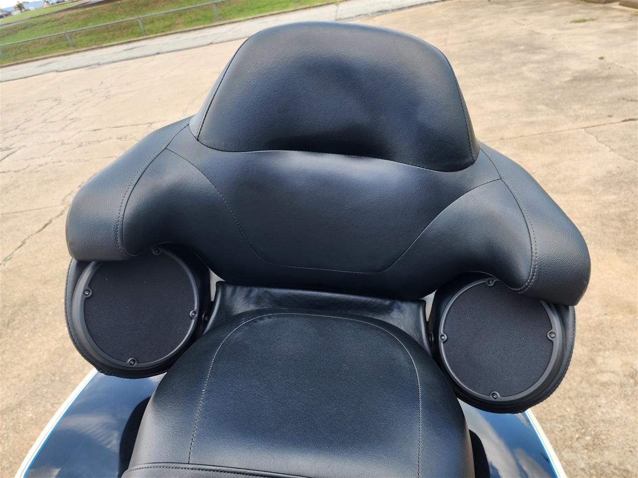 Harley-Davidson FLHTCU103  2014
