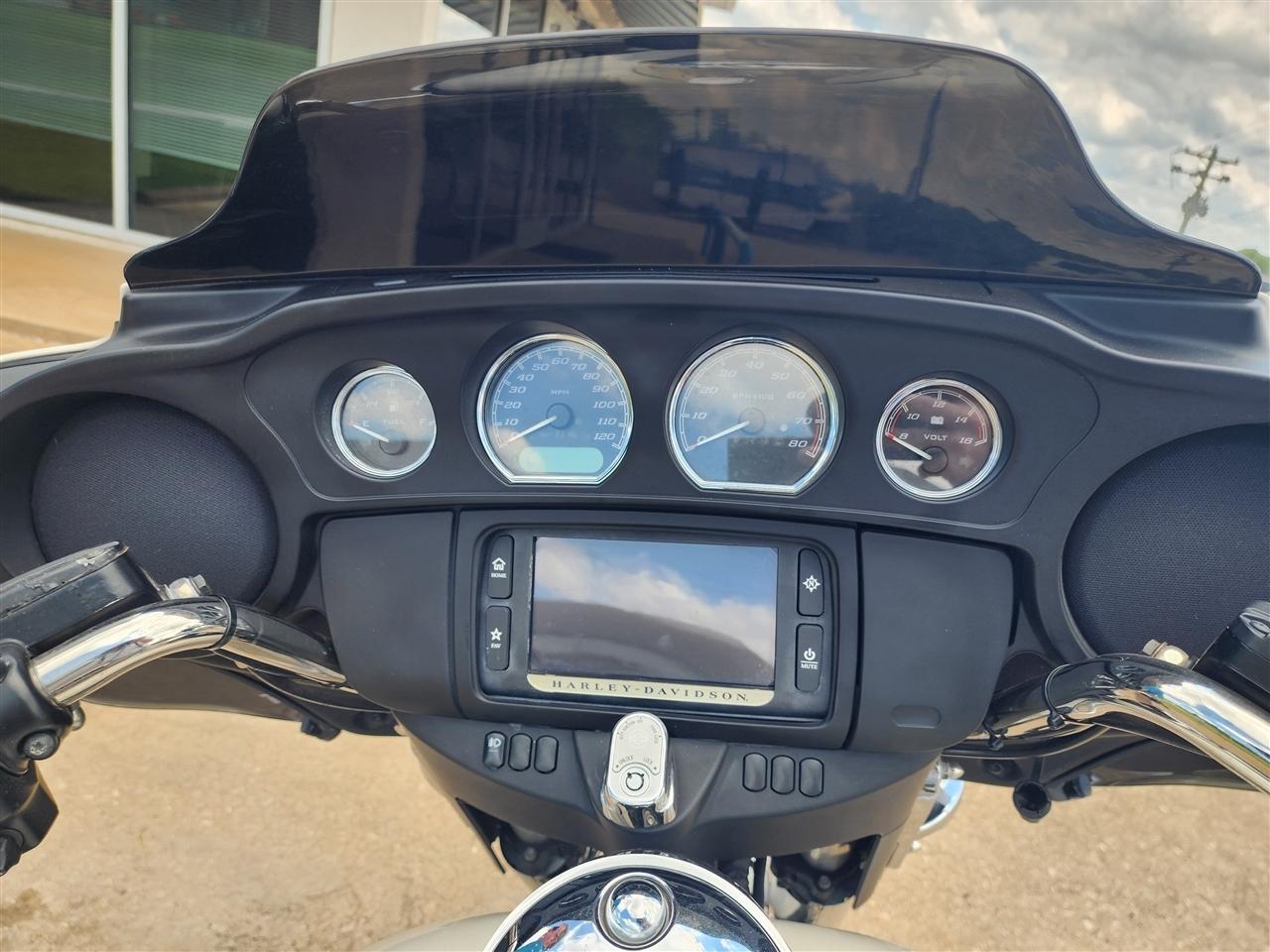 Harley-Davidson FLHTCU103  2014
