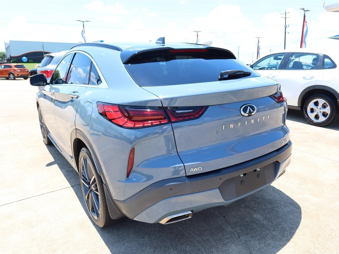 Infiniti QX55 ESSENTIAL 2023