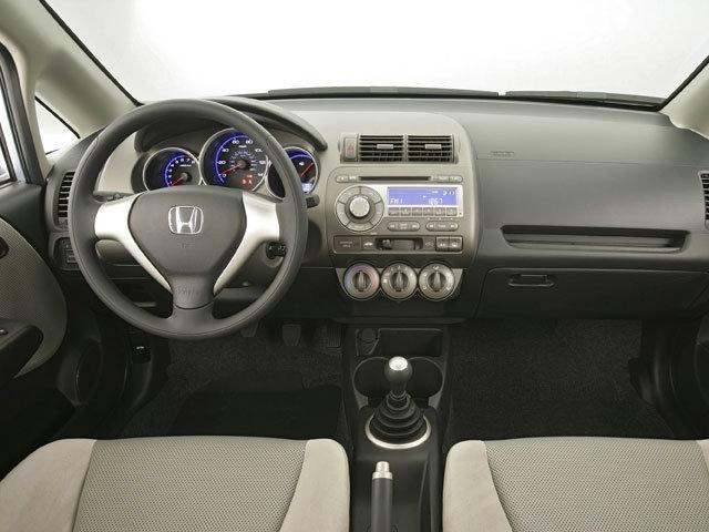 Honda Fit 5-Speed AT 2008