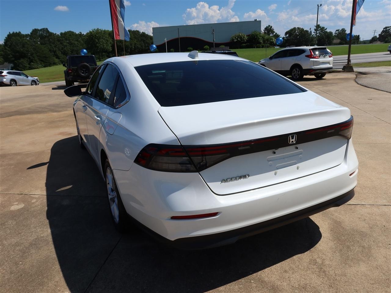 Honda Accord LX 2025