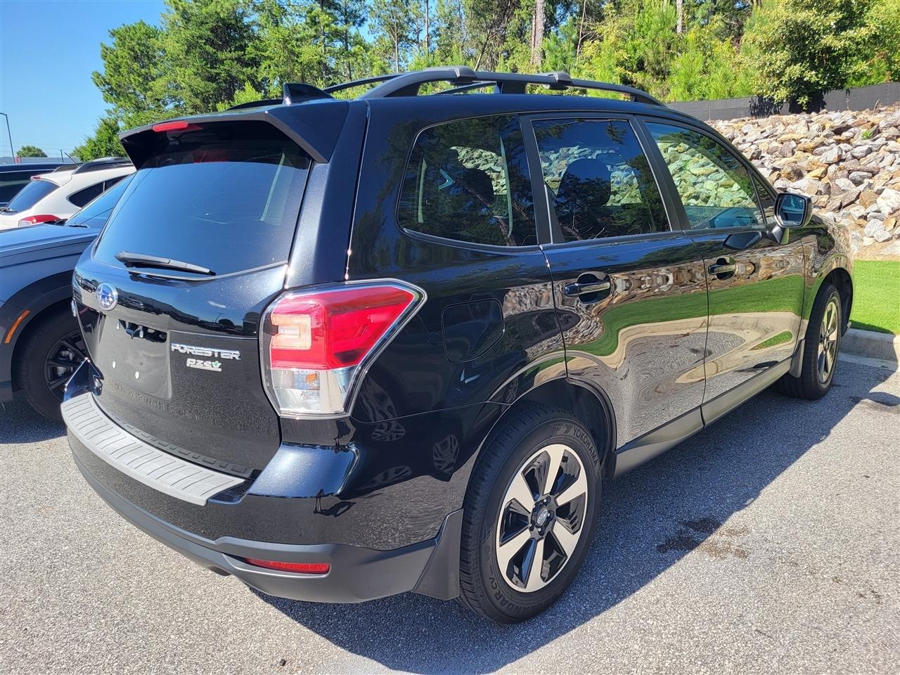 Subaru Forester 2.5i Premium PZEV CVT 2017