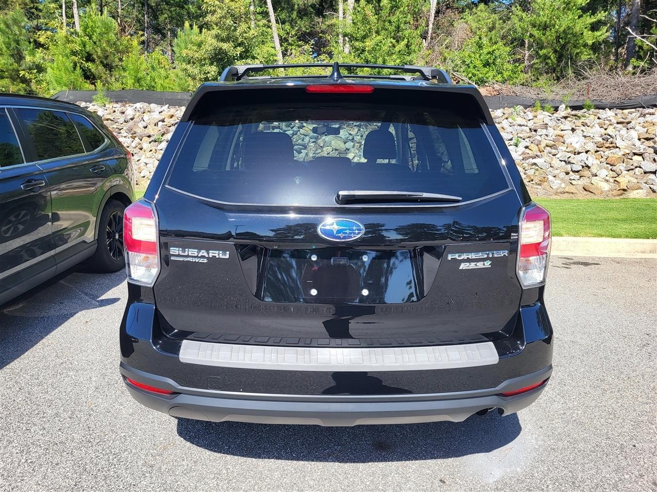 Subaru Forester 2.5i Premium PZEV CVT 2017