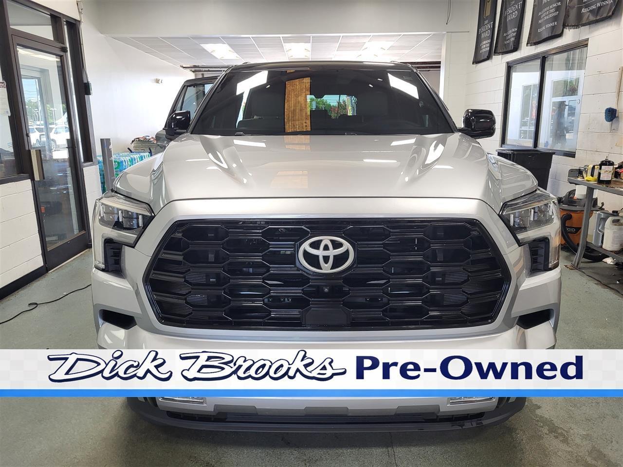Toyota Sequoia TRD Pro 4WD 2025