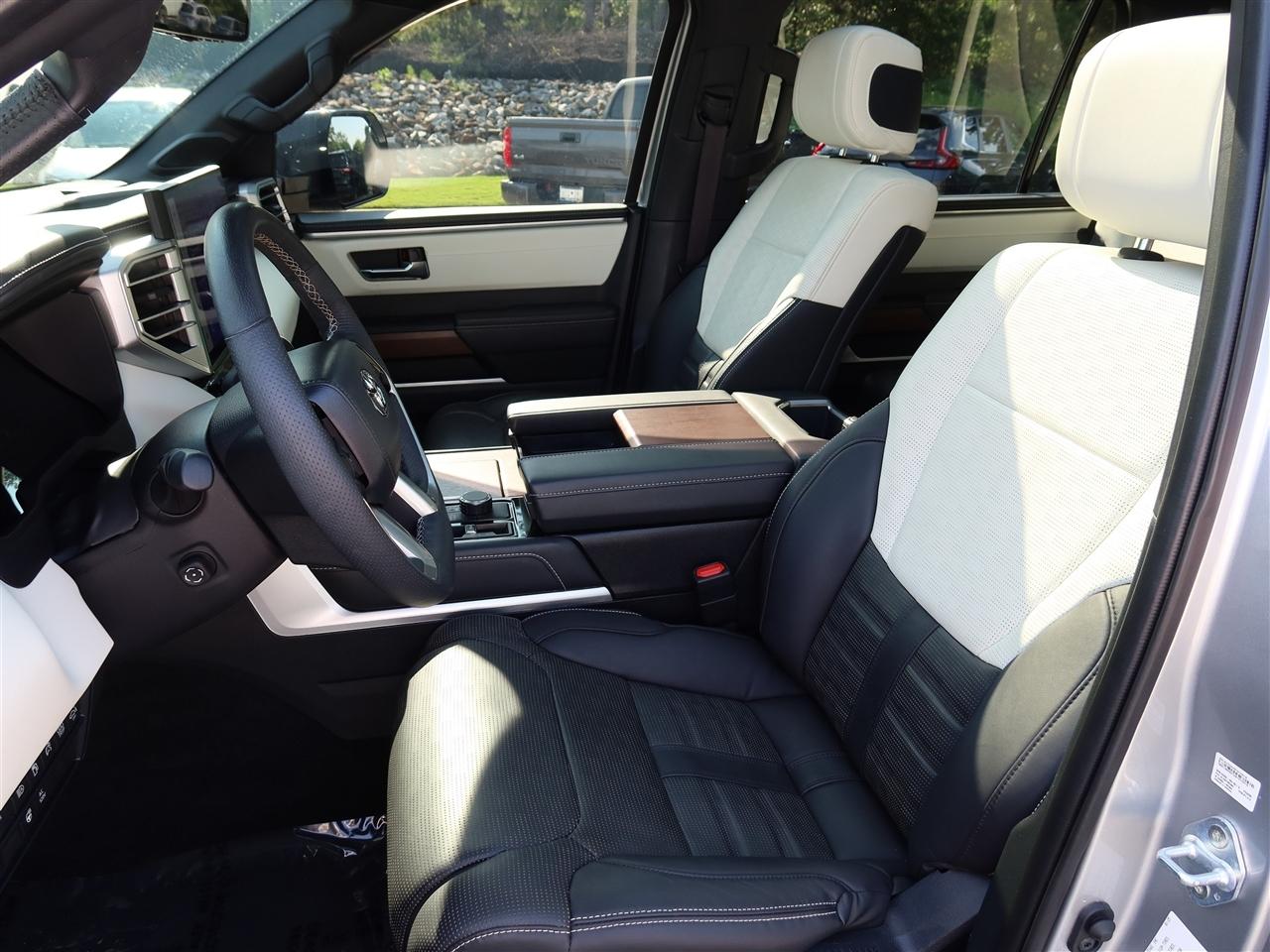 Toyota Sequoia TRD Pro 4WD 2025